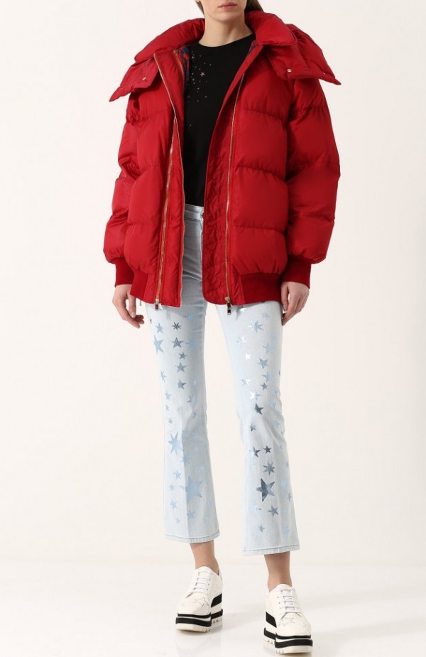 Однотонный стеганый пуховик с капюшоном